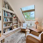 Kuenstlerhaus - Dein Sommerhaus 別荘